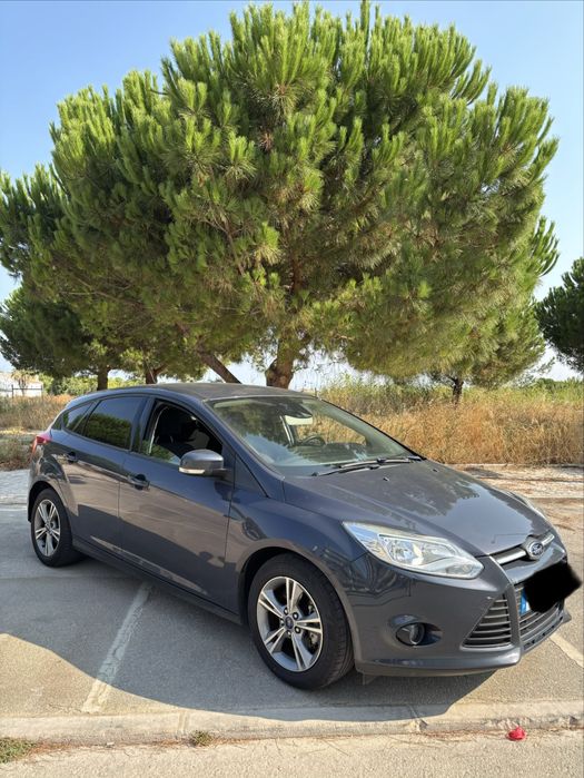 Ford Focus 1.0 EcoBoost 100CV | 169.000 Km | 2 Chaves | Histórico Completo — photo 2