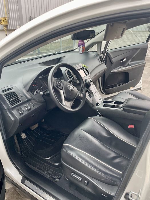 Продам Toyota venza