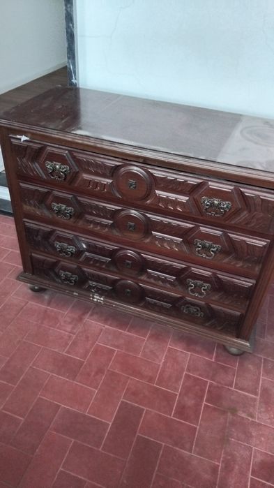 Vendo quarto completo sem colchão