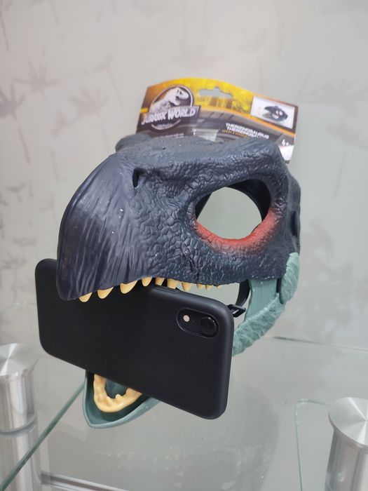 Маска раптора Jurassic World Matell