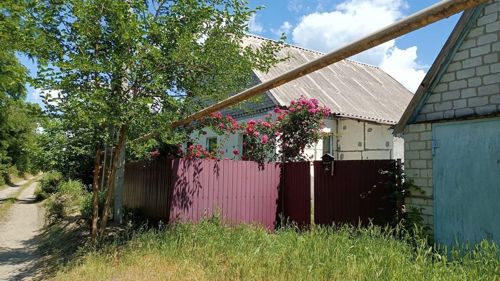 Продам будинок у затишному місті. Аули. V.M.