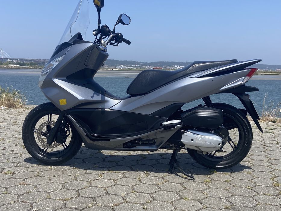 Motocicleta Honda PCX 2017