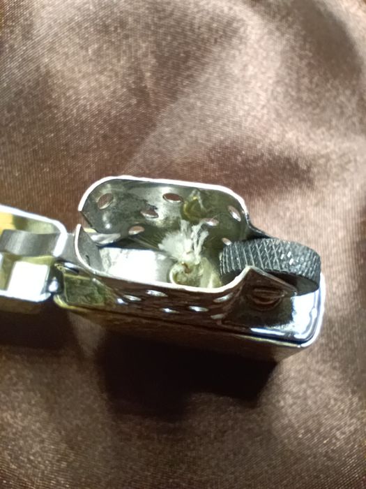 Новая зажигалка Zippo Armor ручной работы.