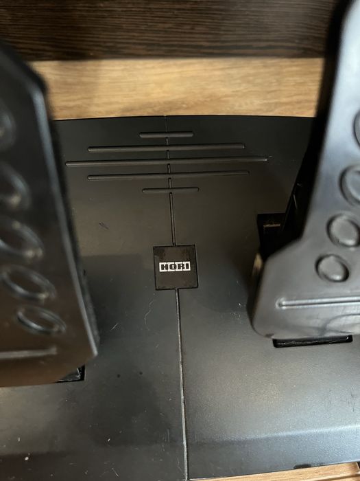 кермо для PlayStation 4, PlayStation 3 та ПК.