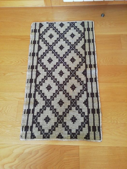 Tapete que pode se usado mos dois  lados