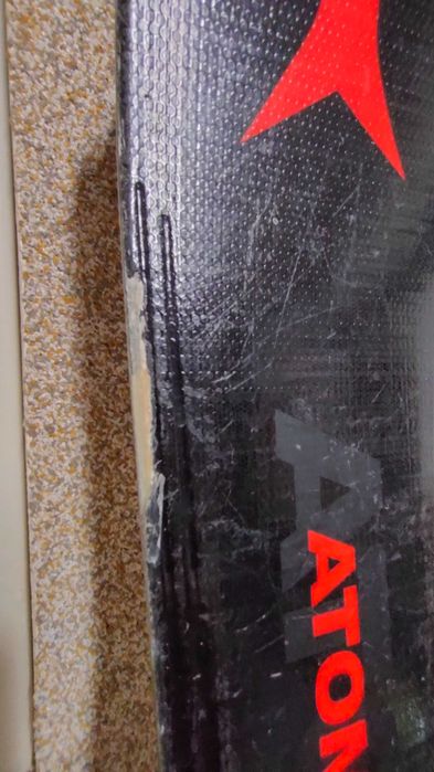 Narty zjazdowe all mountain