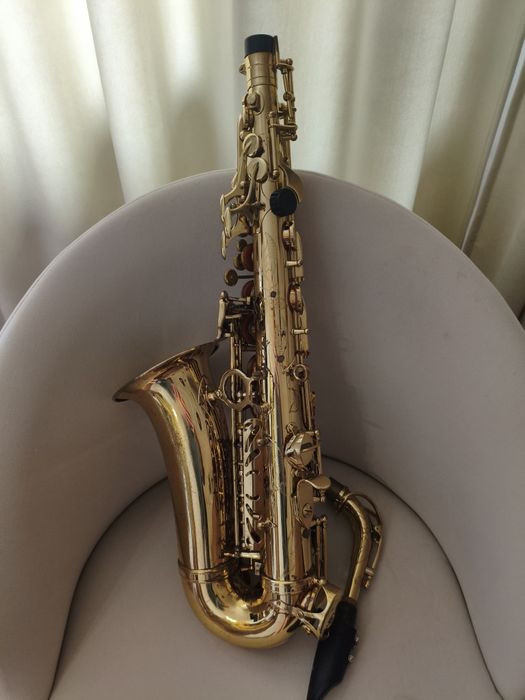 Продам саксофон альт