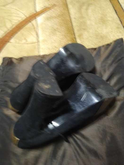 buty koturny rozmiar 39 czarno zlote