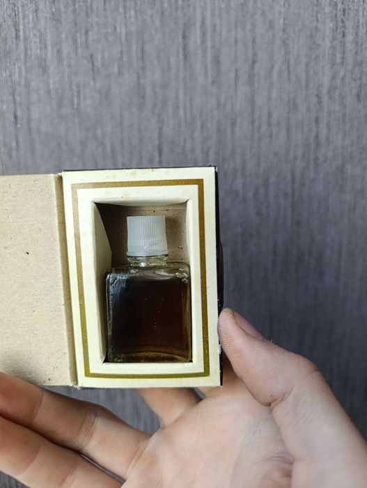 Духи СССР  Красна москва