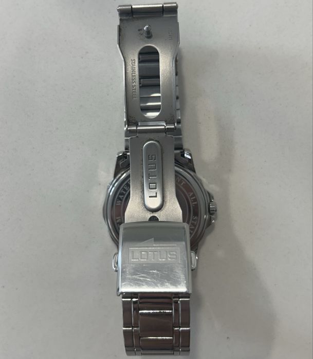 Relógio Marca Lotus