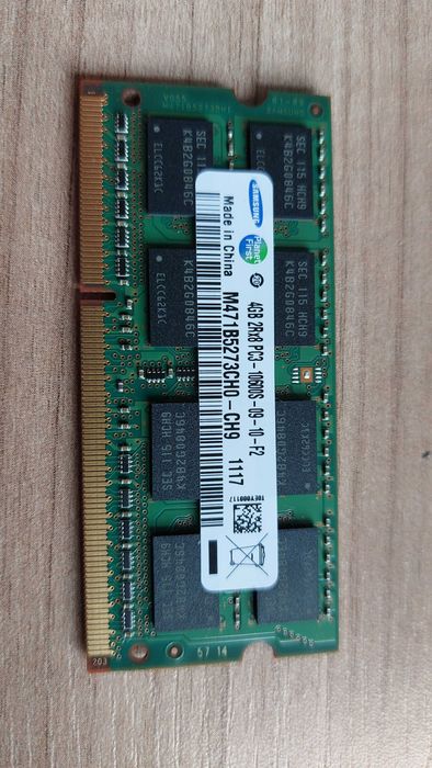 Pamięć RAM do laptopa 4 GB Samsung 4GB 2Rx8 PC3-10600S-09-10-F2