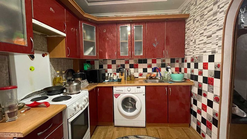 Продажа 2х комнатной квартиры в Соляных. Свежий дом!