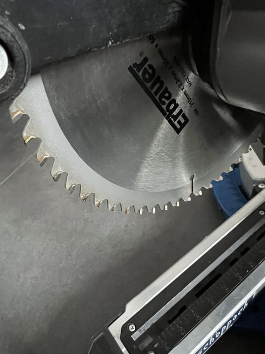 Пила торцювальна Scheppach HM 90 MP