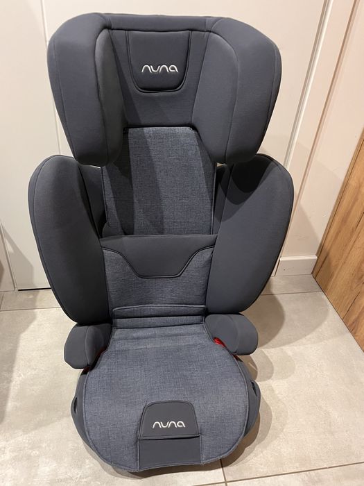 Fotelik samochodowy nuna 15-36 kg