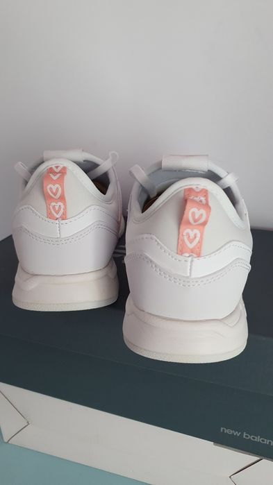 Buty nowe damskie sportowe New Balance rozmiar 37