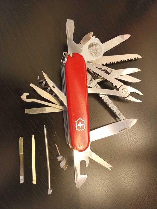 Canivete Suiço Victorinox Swiss Champ