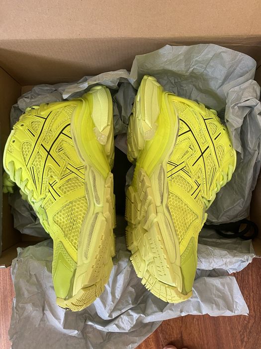 Balenciaga Runner Sneaker Fluo Yellow