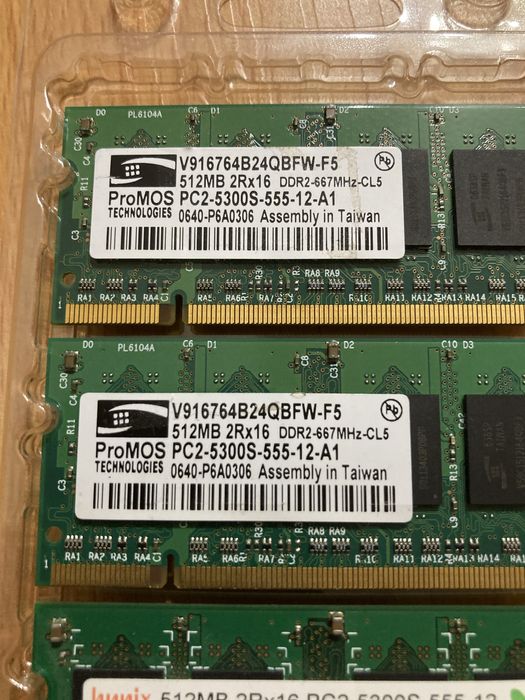 4GB DDR3 + Memórias diversas portátil