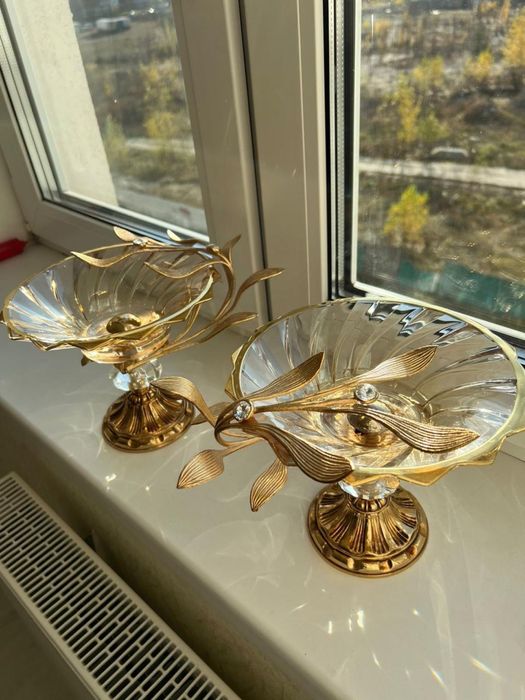 Продам конфетницу