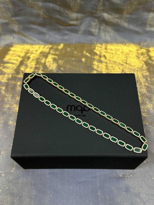Naszyjnik modowy APM Monaco z zielonego malachitu
