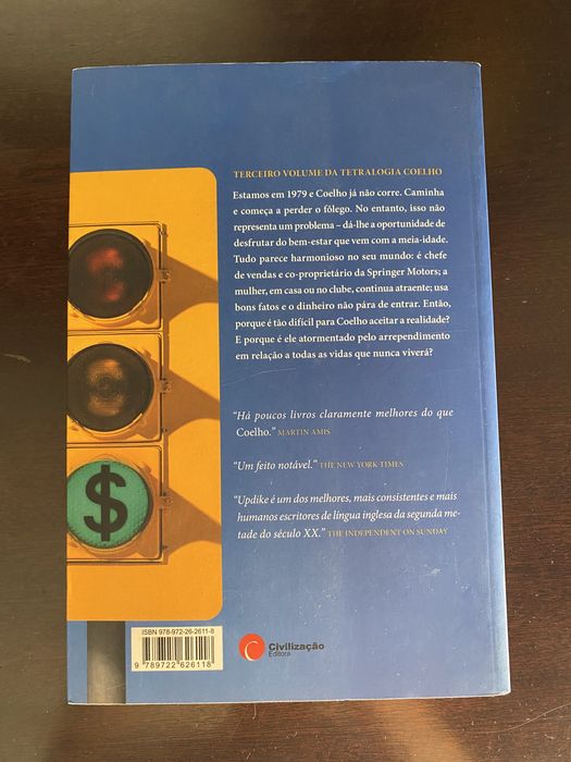 Coelho Enriquece - John Updike