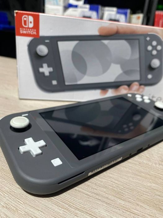 Nintendo switch lite портативна консоль
