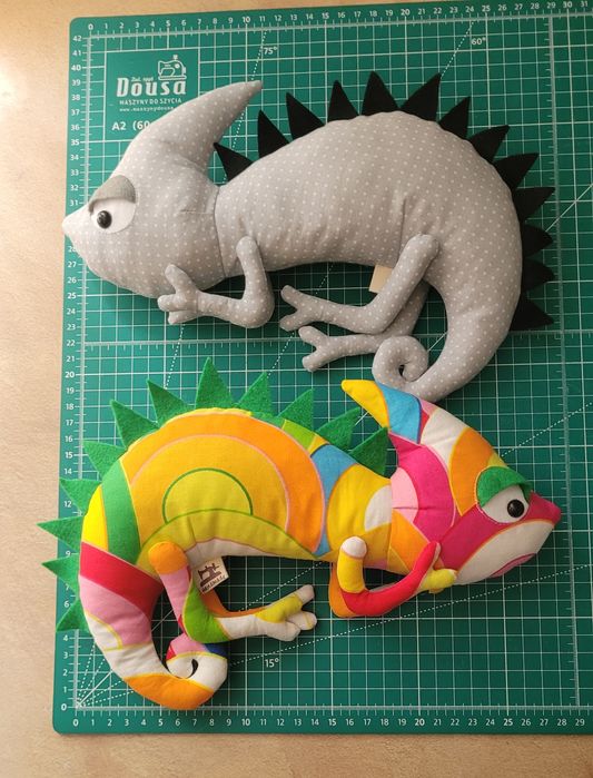 Kameleon Leon maskotka
