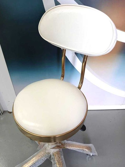 Cadeira de Manicure Douradas - NOVAS