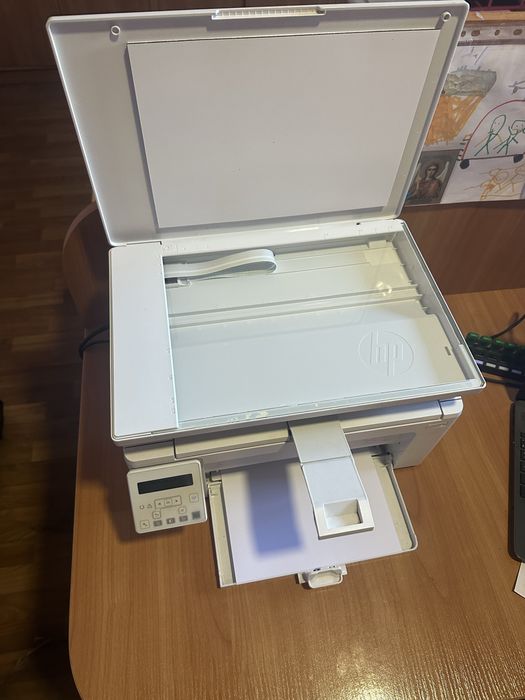 Принтер HP LaserJet Scan