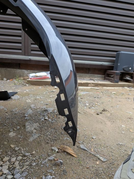 Бампер tesla model 3 pmng під відновлення