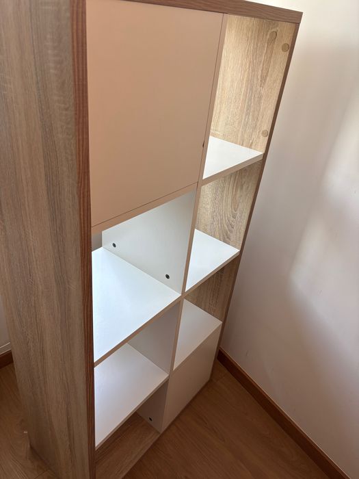 Estante em Bom Estado