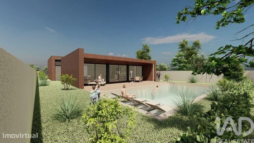 Casa T3 em Brufe de 272,00 m2