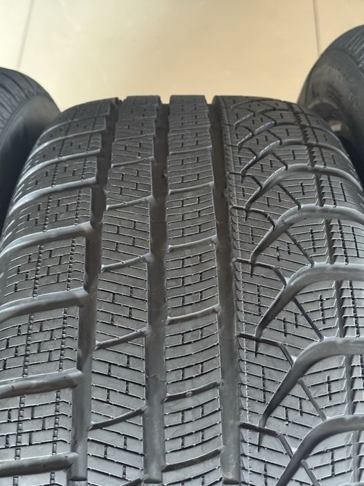 Шини зимові 245/45/18 Pirelli зимние шины 245/45r18 Pirelli