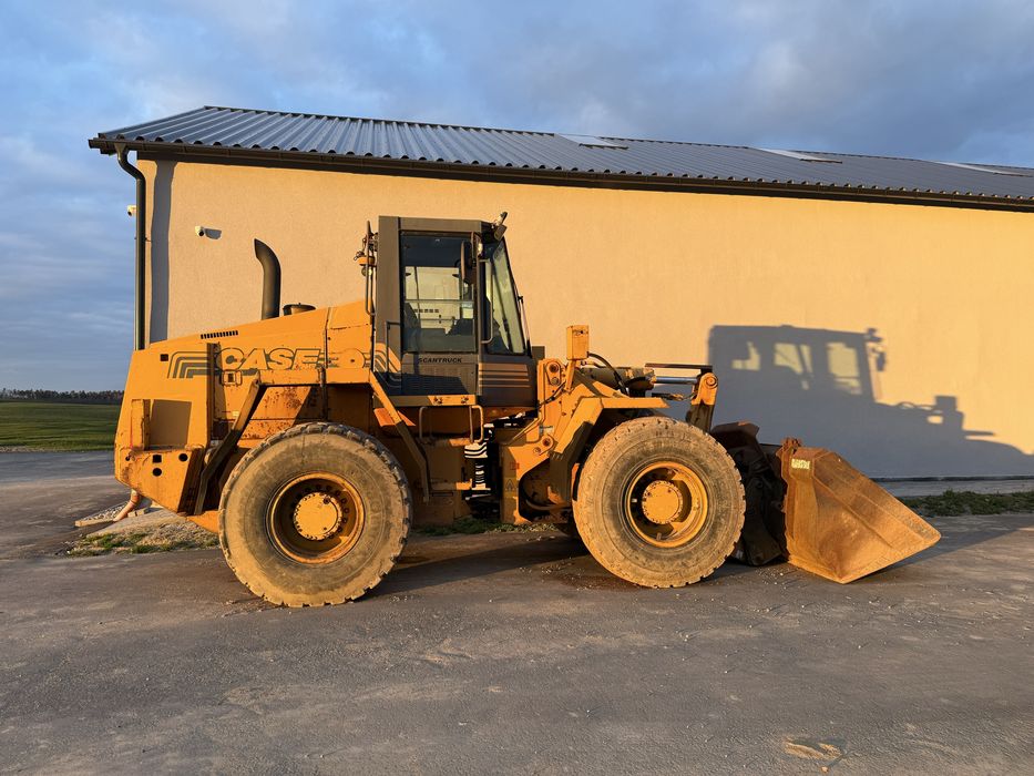 Ładowarka kołowa  Case 721B tylko 4620 mth !