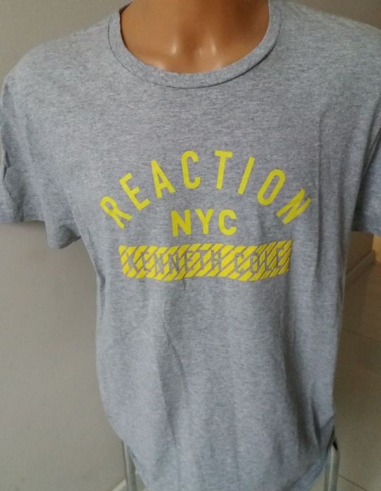 T-shirt   Kenneth  Cole   Roz. L