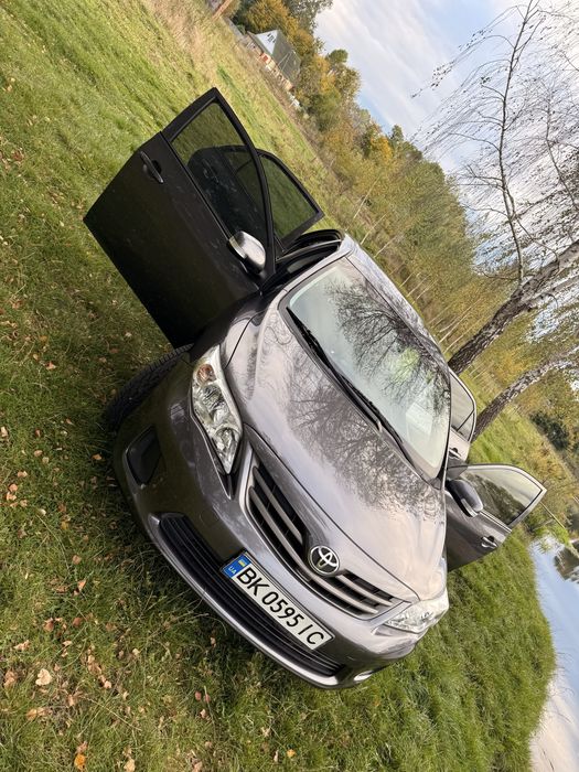 Продам Toyota Corola 2012р