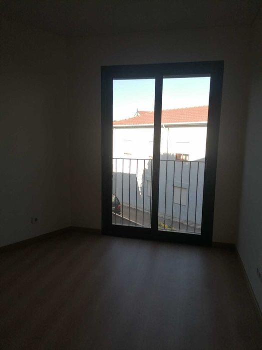Apartamento T1 aluguer - S. Mamede Infesta