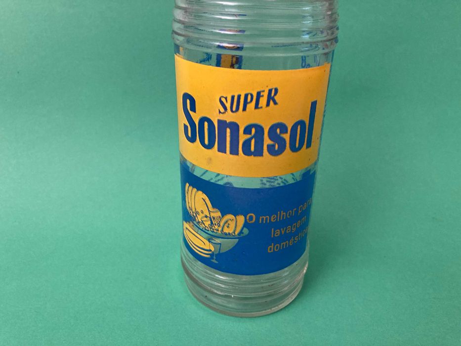 Muito rara garrafa em vidro do Detergente Sonasol Antiga Anos 60