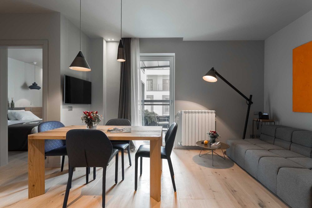 Люкс апартаменти у Центрі. ВКЛЮЧЕНО комун. та прибирання. БЕЗ КОМІСІЇ