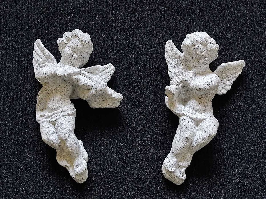 Estatuetas de pendurar figuras anjos músicos gesso imitação granito