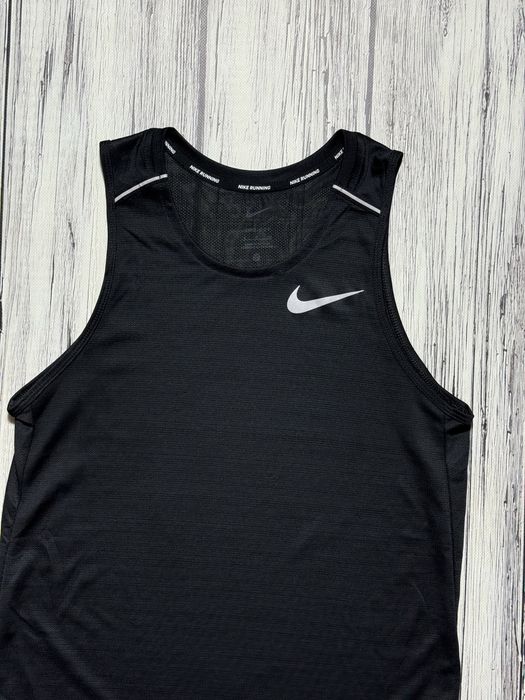 Майка NIKE running оригинал s размер