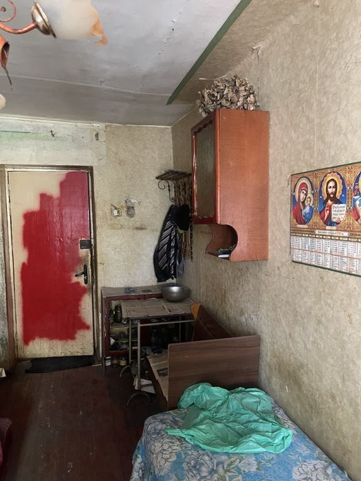 Продам кімнату в комуні на вул.Новікова