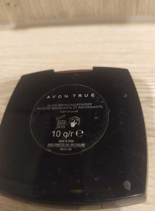 Avon, True Colour, Bronzing Powder (Puder brązujący)