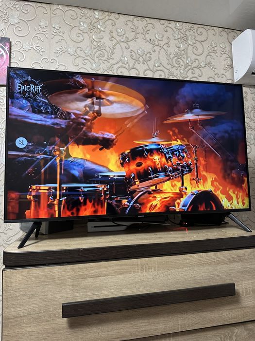 Samsung 8 Series TU8000 Class — Smart TV 4K UHD