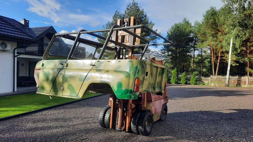 Uaz 469 b karoseria kasta buda