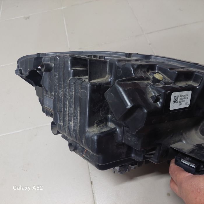 ФОРД ЕДЖ. Фара ліва