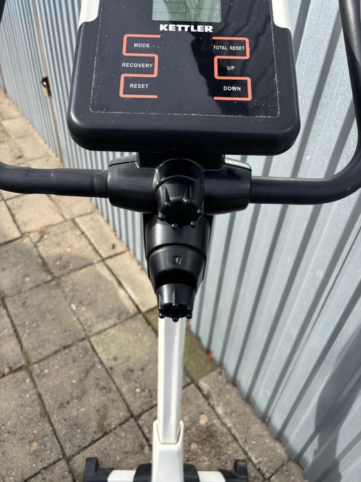 Sprzedam rowerek treningowy stacjonarny Kettler