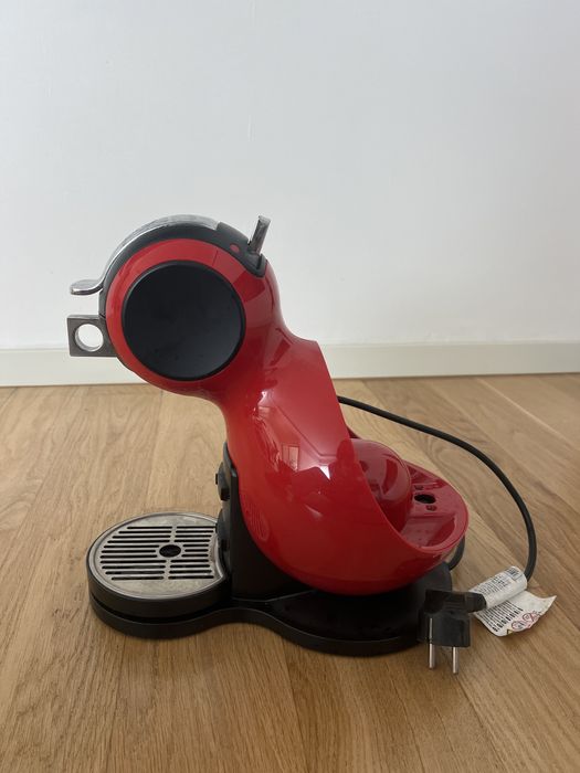 máquina de café nescafé.