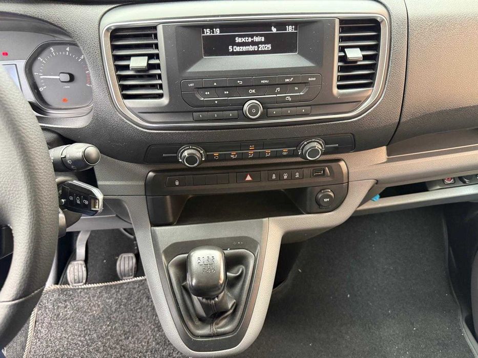 Peugeot Expert 1.5 BlueHDi L2H1