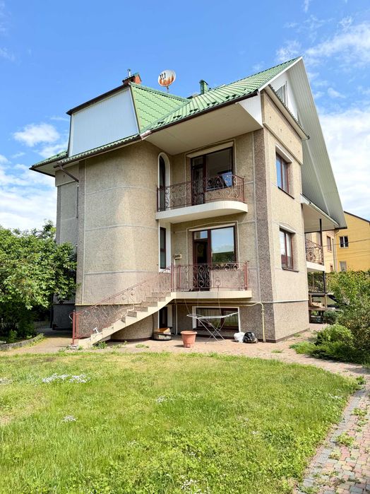 ПРОДАЖ БУДИНКУ В м. СТРИЙ вул. Героїв Берестечка